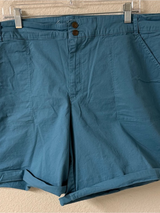 Gloria Vanderbilt Pants - Women’s Teal Flat Front Shorts with Cuffed Hem Gloria Vanderbilt